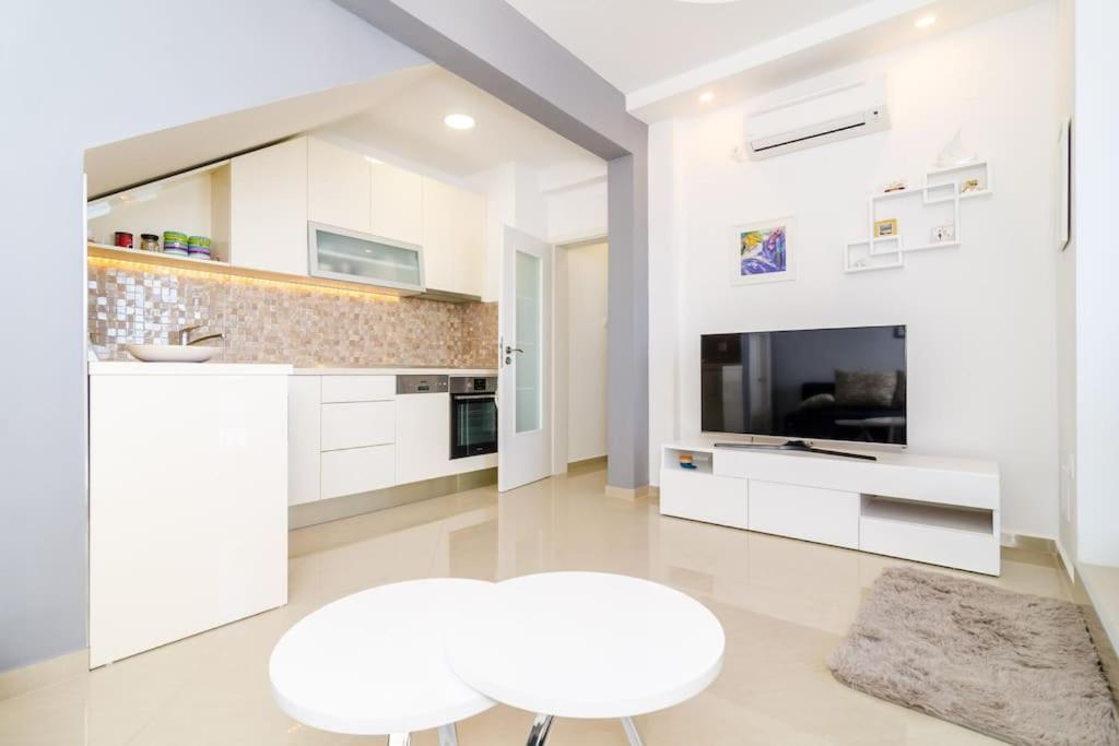 Sea View Apartment 10 Minutes Walk From Old City Dubrovnik Eksteriør billede