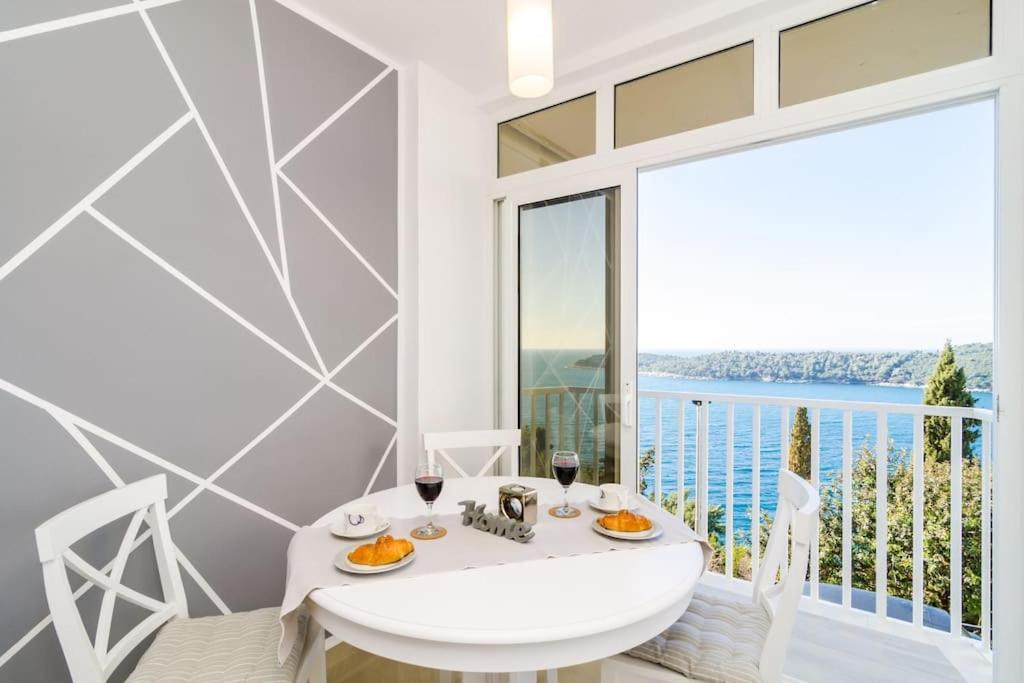 Sea View Apartment 10 Minutes Walk From Old City Dubrovnik Eksteriør billede