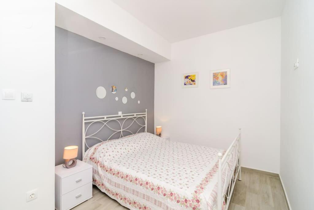 Sea View Apartment 10 Minutes Walk From Old City Dubrovnik Eksteriør billede